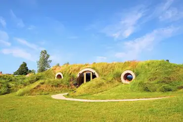 Pheasant's Roost glamping pod