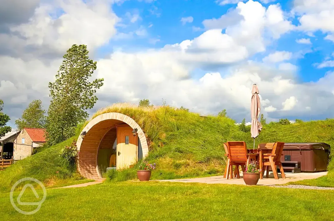 Hare's View glamping pod and hot tub