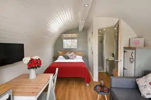 Ardgay Glamping Pods, Ardgay, Highlands (9.7 miles)