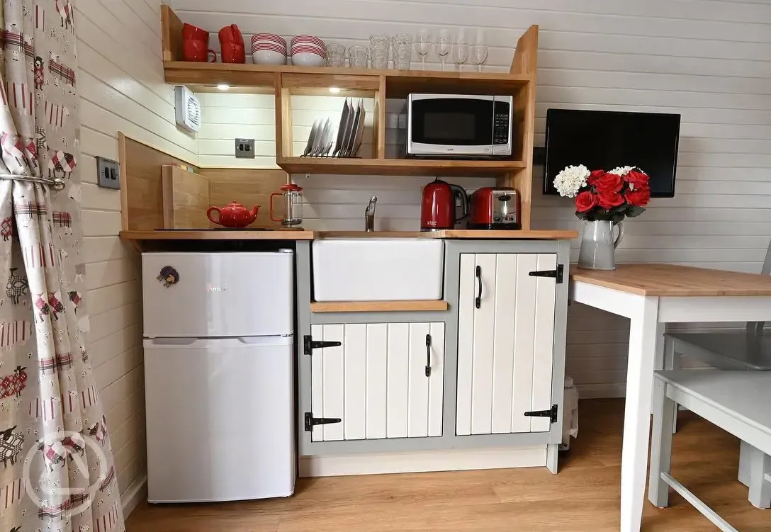 Ensuite glamping pod kitchenette