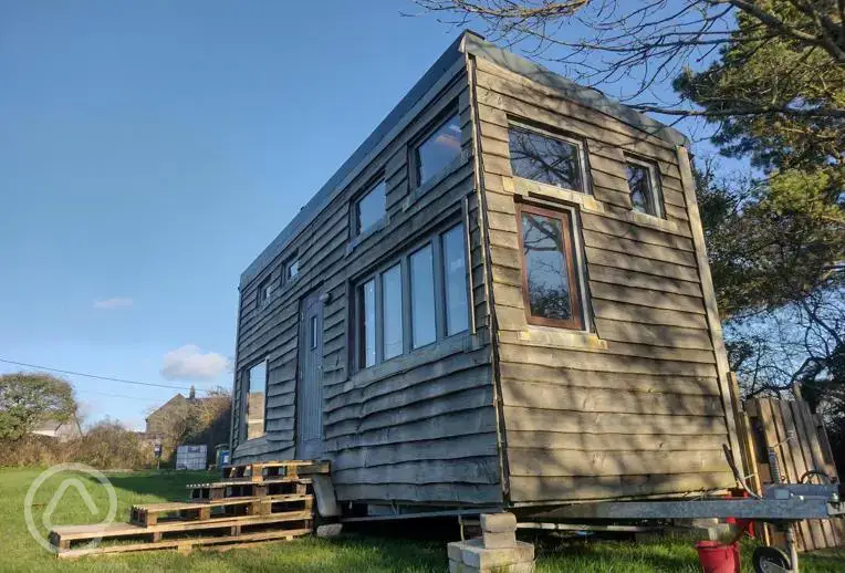 Tiny house