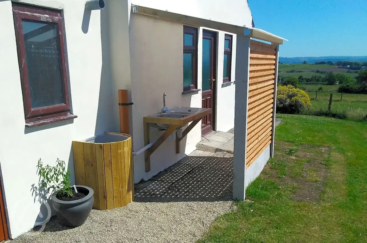 Washing up area