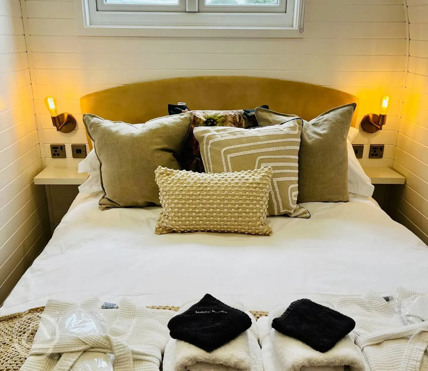 Heather ensuite pod separate bedroom