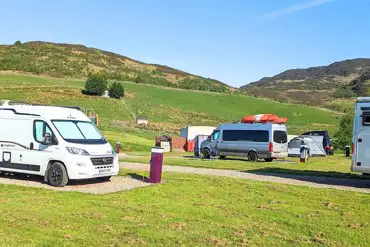 Fully serviced gravel and grass touring pitches at Glengoulandie Camping