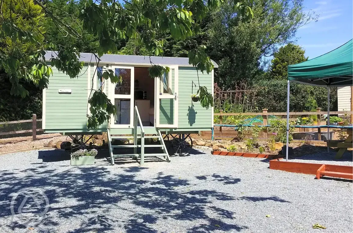 Shepherd's hut