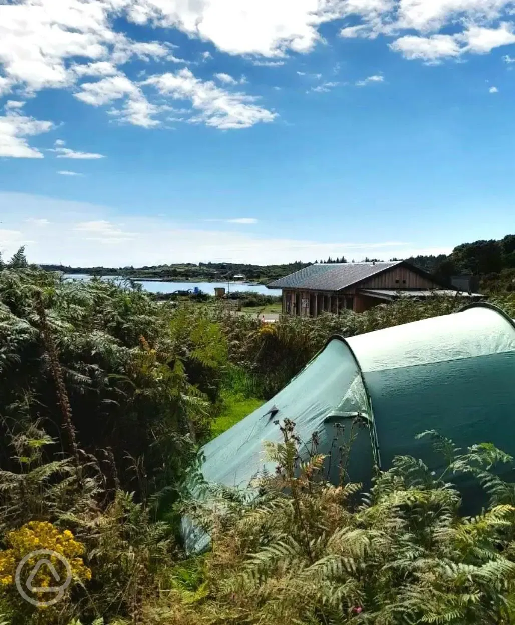 Small non electric grass tent pitch