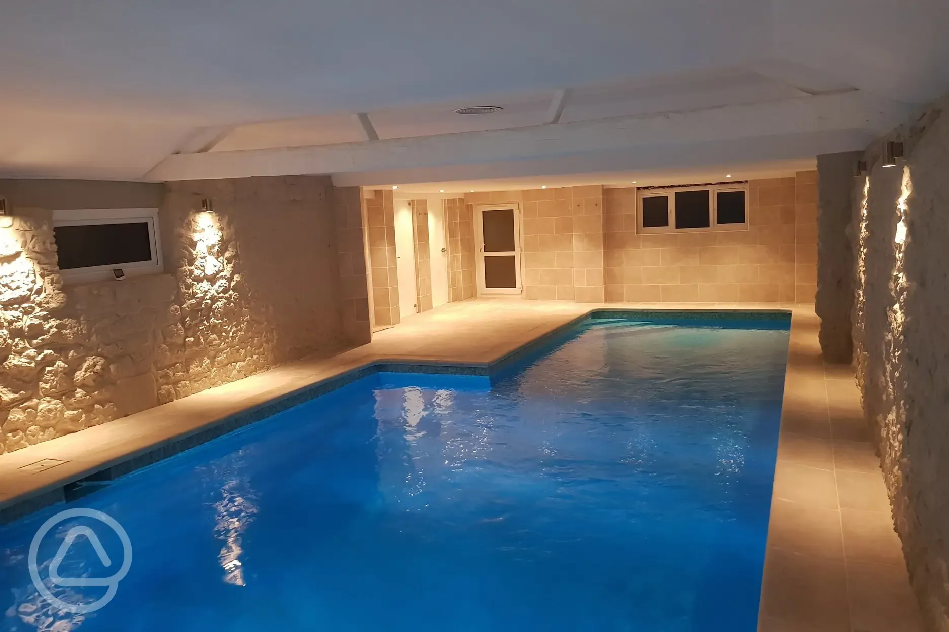 Indoor swimming pool 