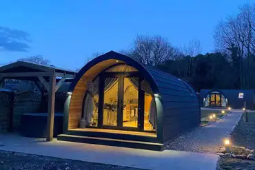 Hidden Retreat Glamping 2 luxury Glamping pods with hot tubs