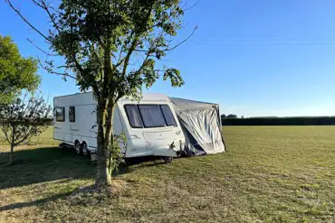 Non electric grass caravan pitches