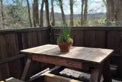 The Badgers Burrow exterior picnic bench