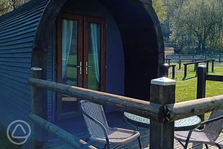 Camping pod with outdoor seating (dog friendly)