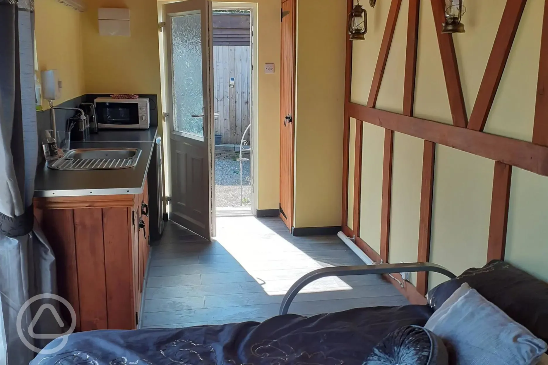 Ensuite shepherd's hut (with electric) interior