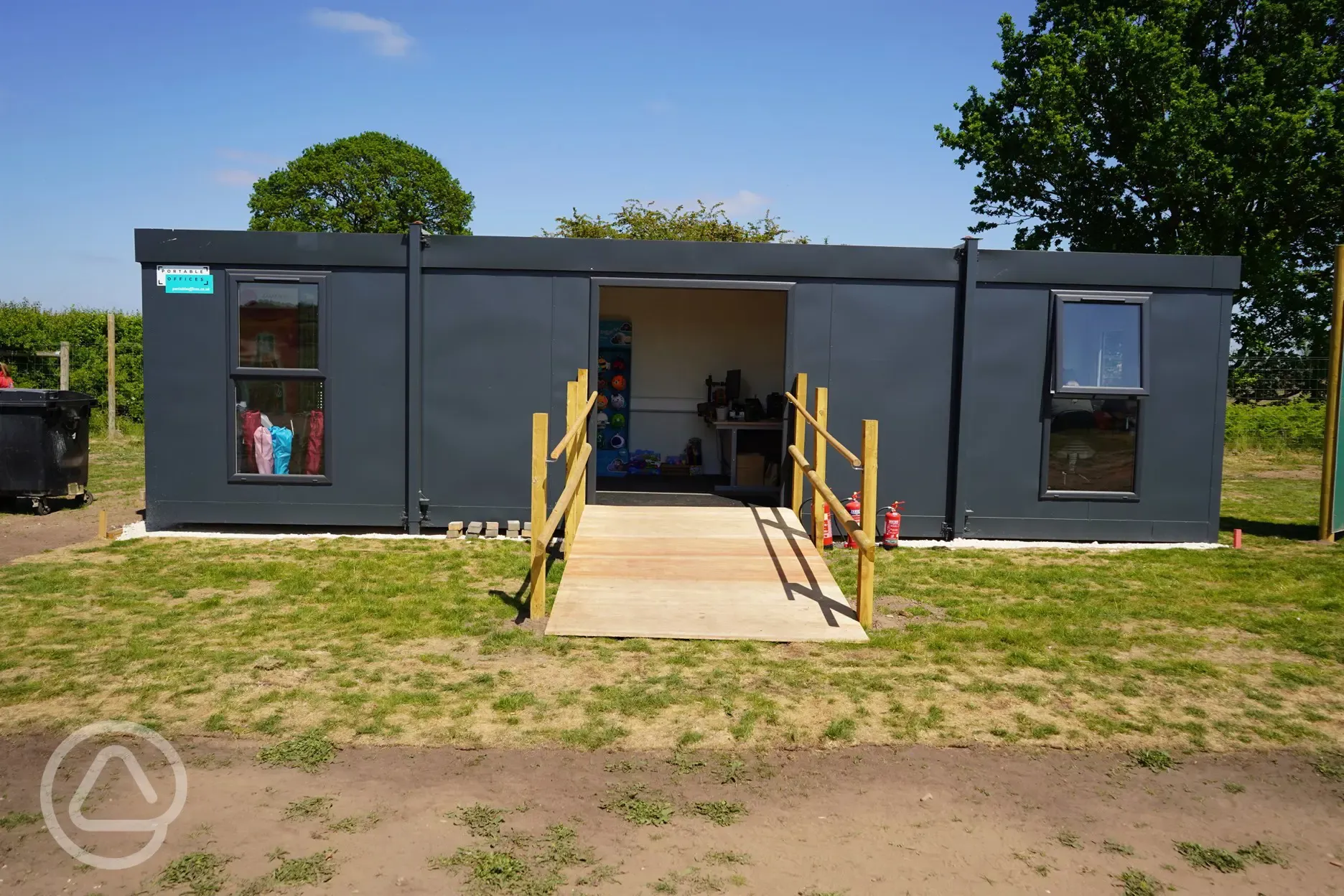 Onsite office and shop