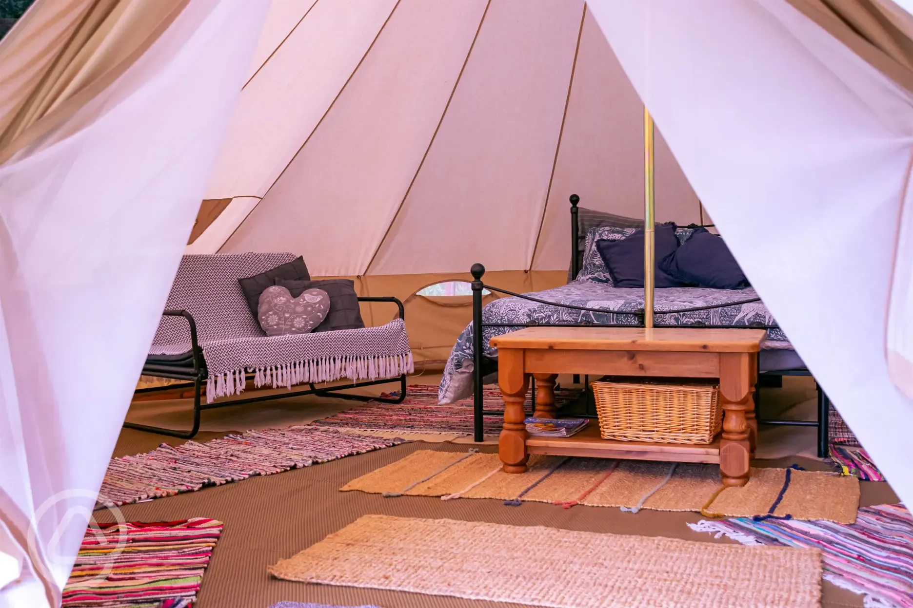 super spacious tents with simple furnishing and proper bed!