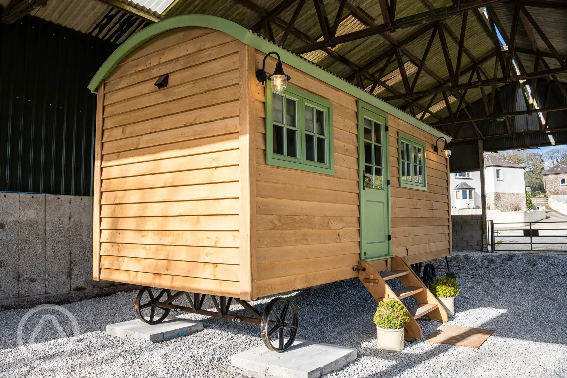 Shepherd's hut