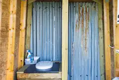 Ensuite bathrooms for each pitch Ensuite bathrooms for each pitch