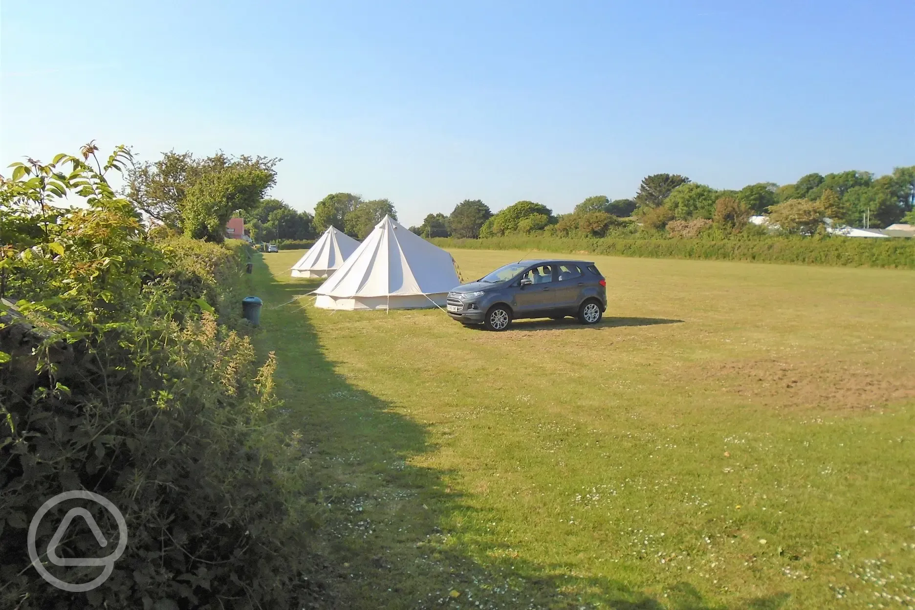 Non electric grass motorhome pitches