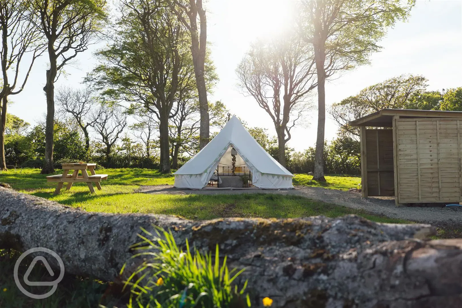 Bell tent 