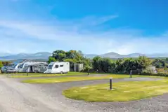 Fully serviced hardstanding pitches (17m x 8.5m) Fully serviced hardstanding pitches (17m x 8.5m)
