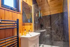Glamping pod ensuite bathroom Glamping pod ensuite bathroom