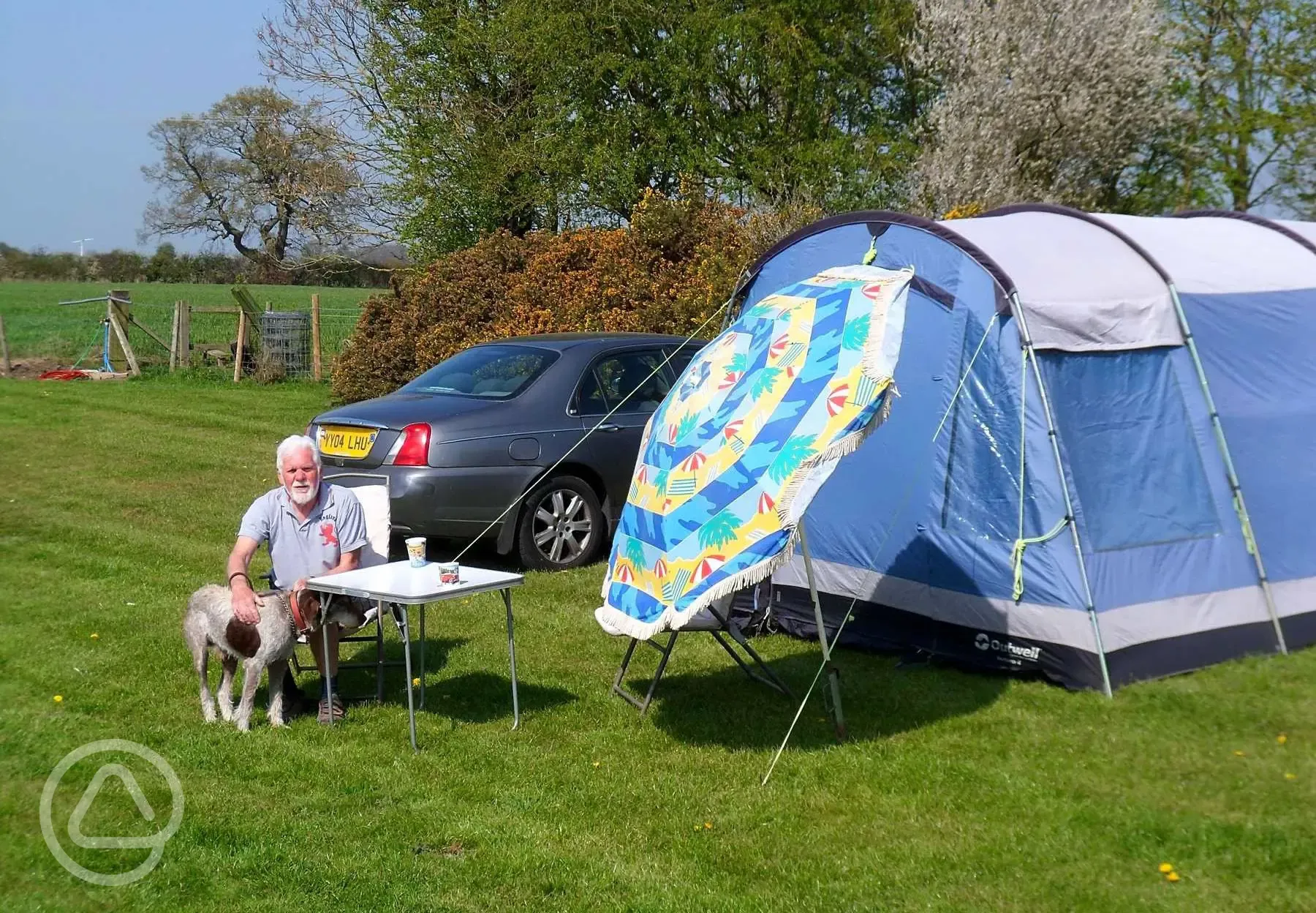 Non electric grass tent pitches