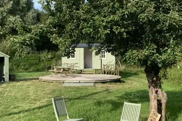 Evelyn shepherd's hut