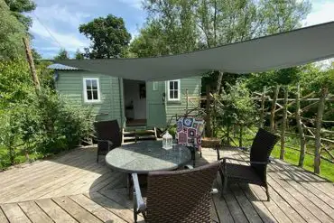 Evelyn shepherd's hut