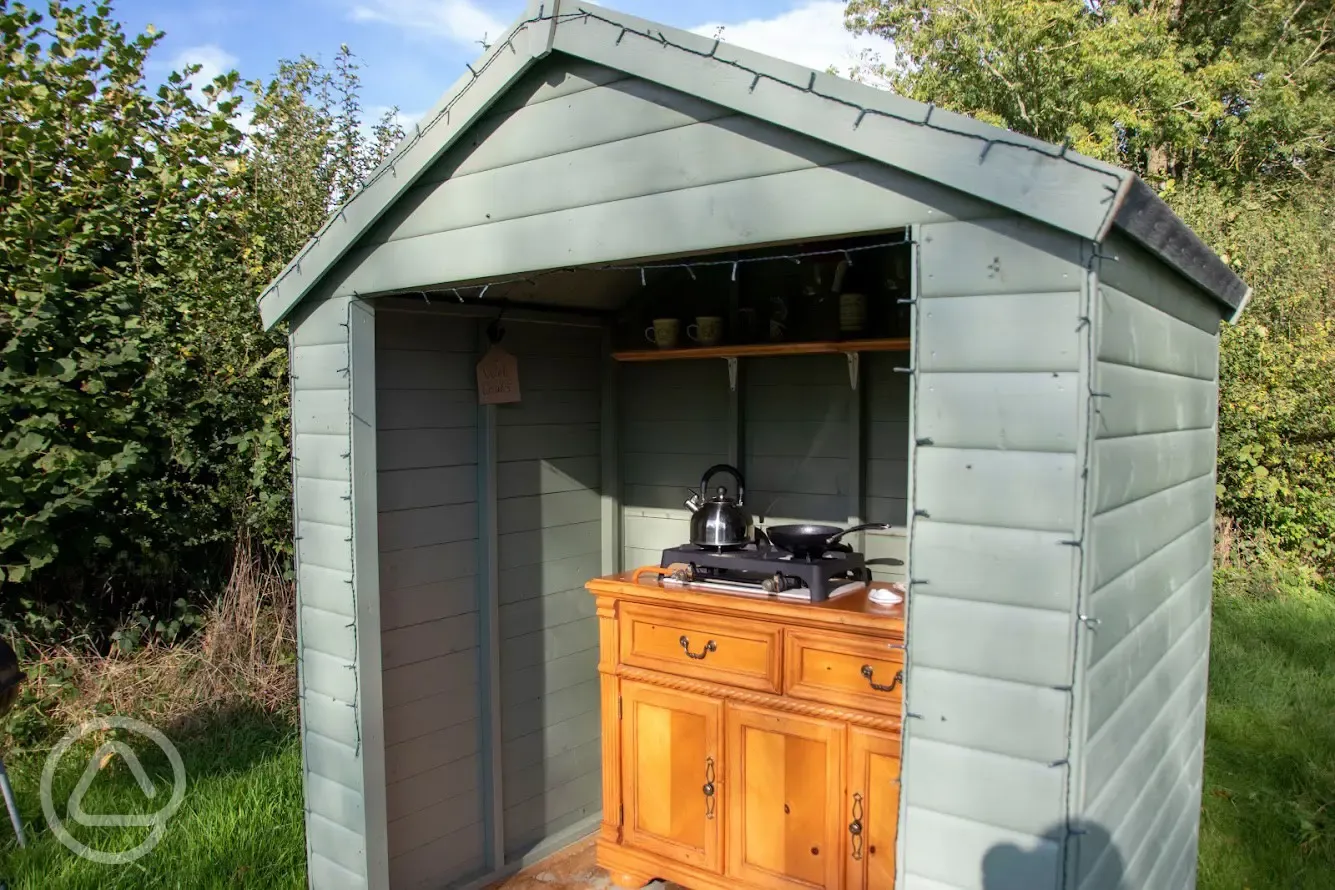 Evelyn shepherd's hut kitchen