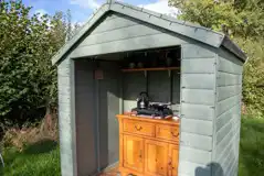 Evelyn shepherd's hut kitchen