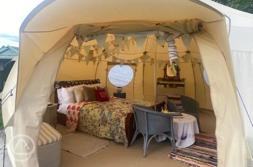 Lillian Luna Belle Tent