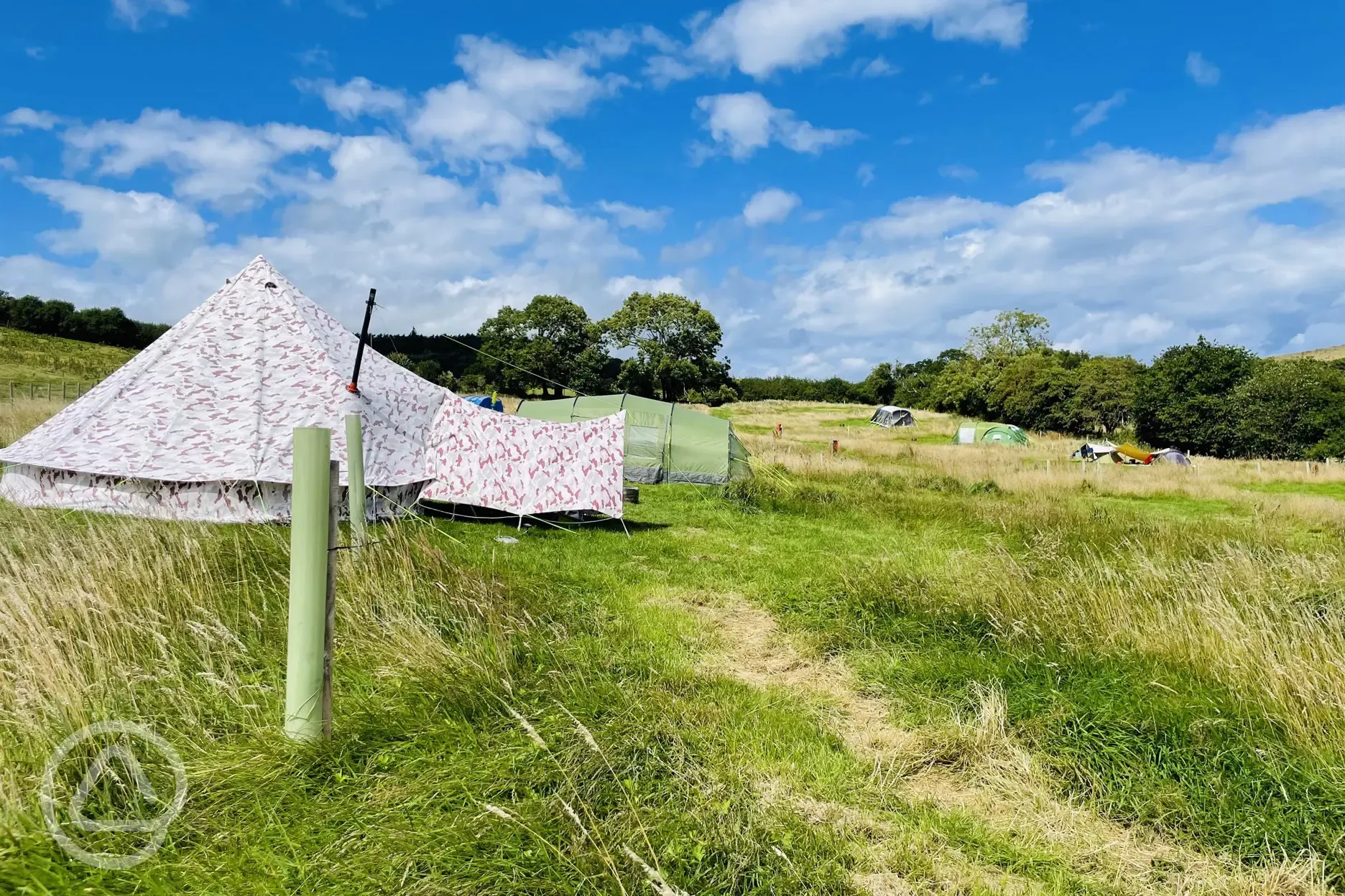 Non electric grass tent pitches