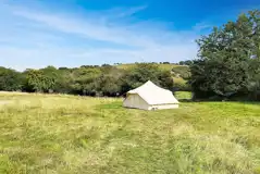 Non electric grass tent pitches