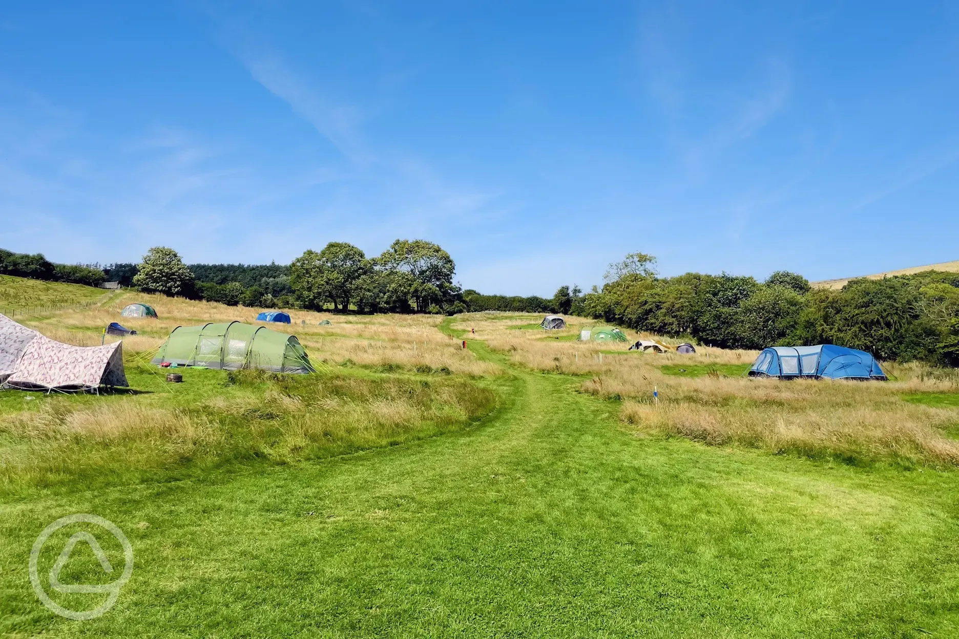 Non electric grass tent pitches