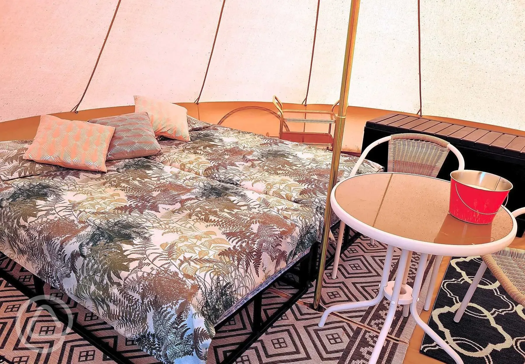Bell tent beds