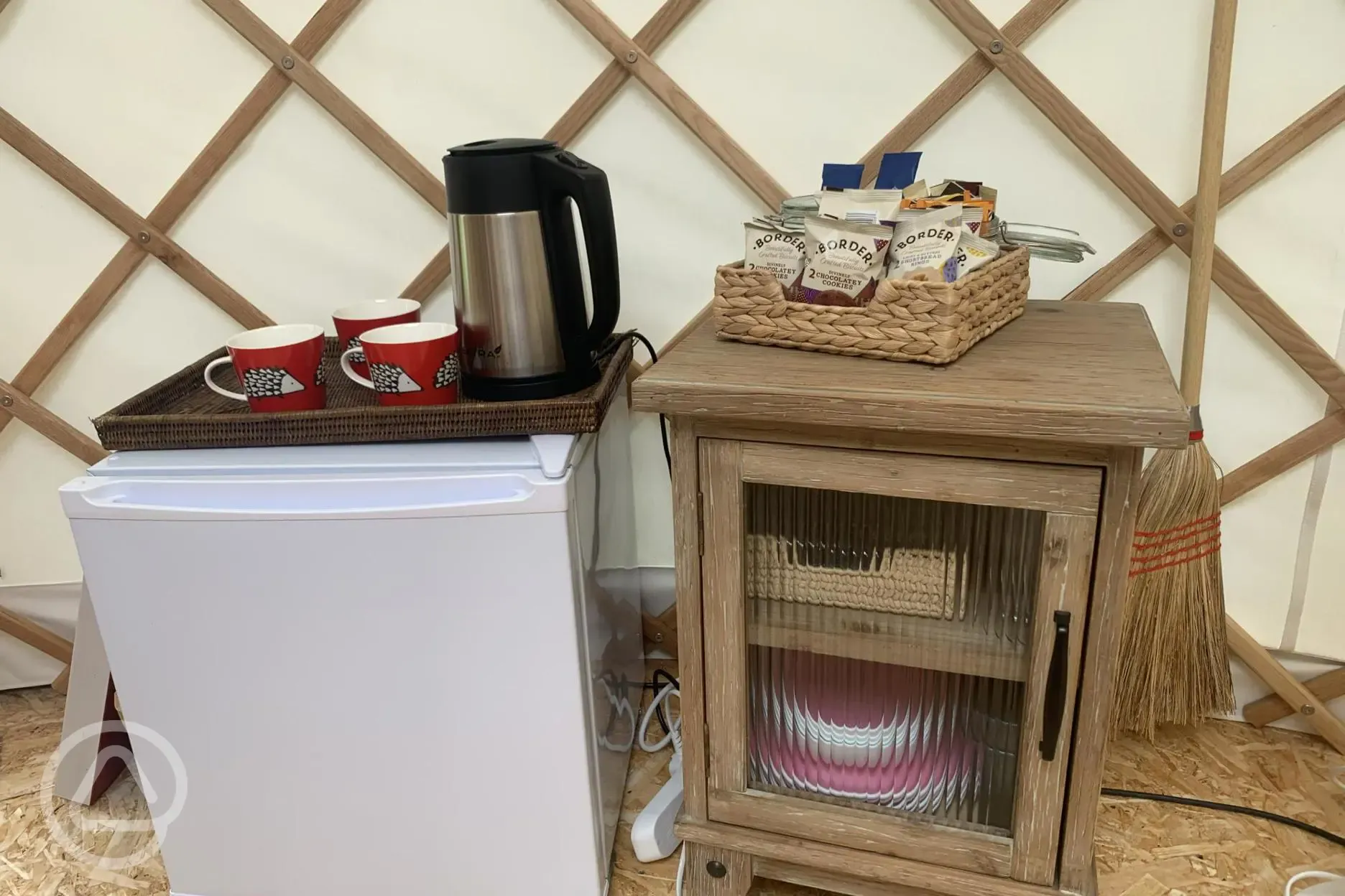 Hedgehog yurt kitchen 