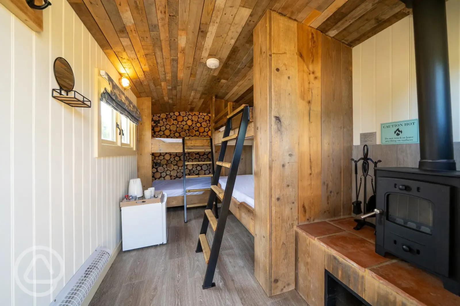 Water Lily shepherd's hut interior 