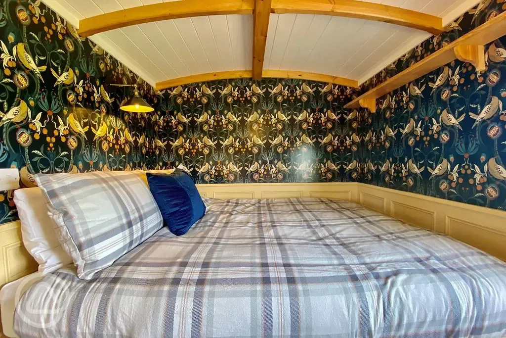 Shepherd's hut (Mabel) interior 