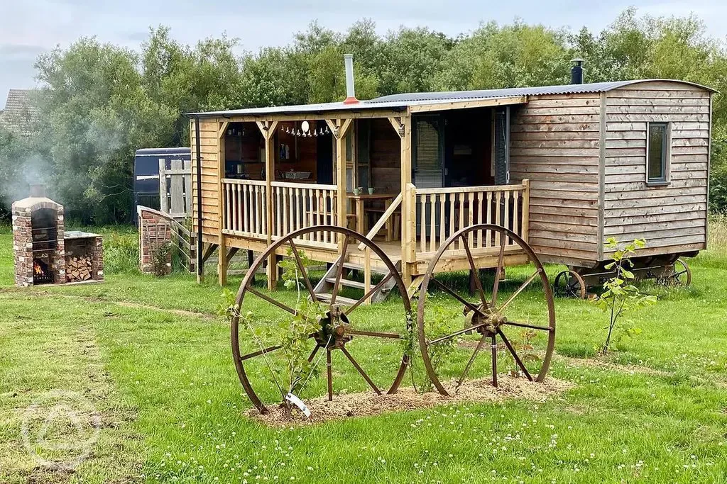 Shepherd's hut (Rosebay)