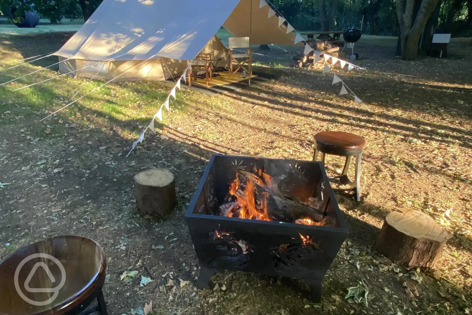 Bell tent fire pit