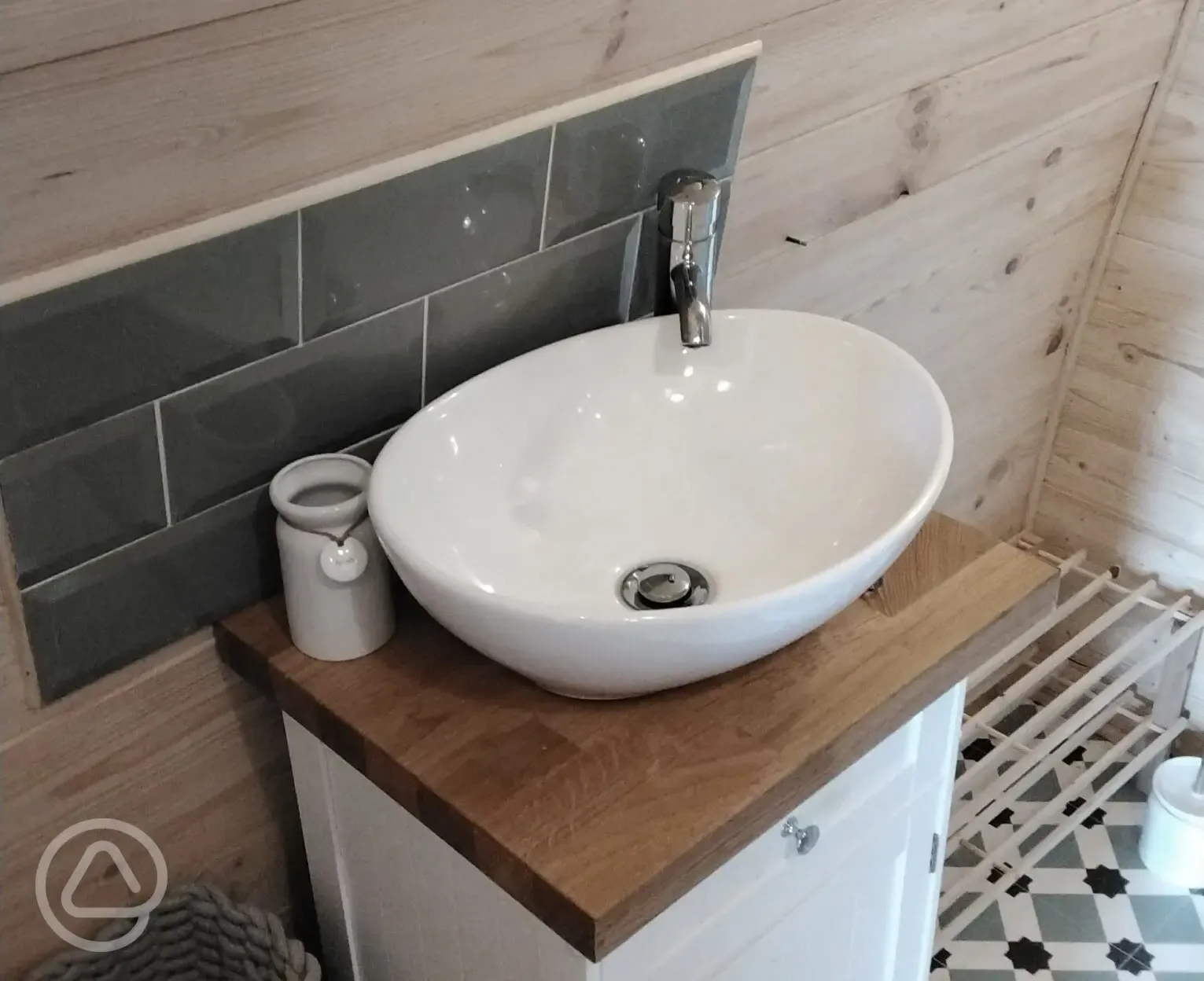 Glamping pod ensuite sink