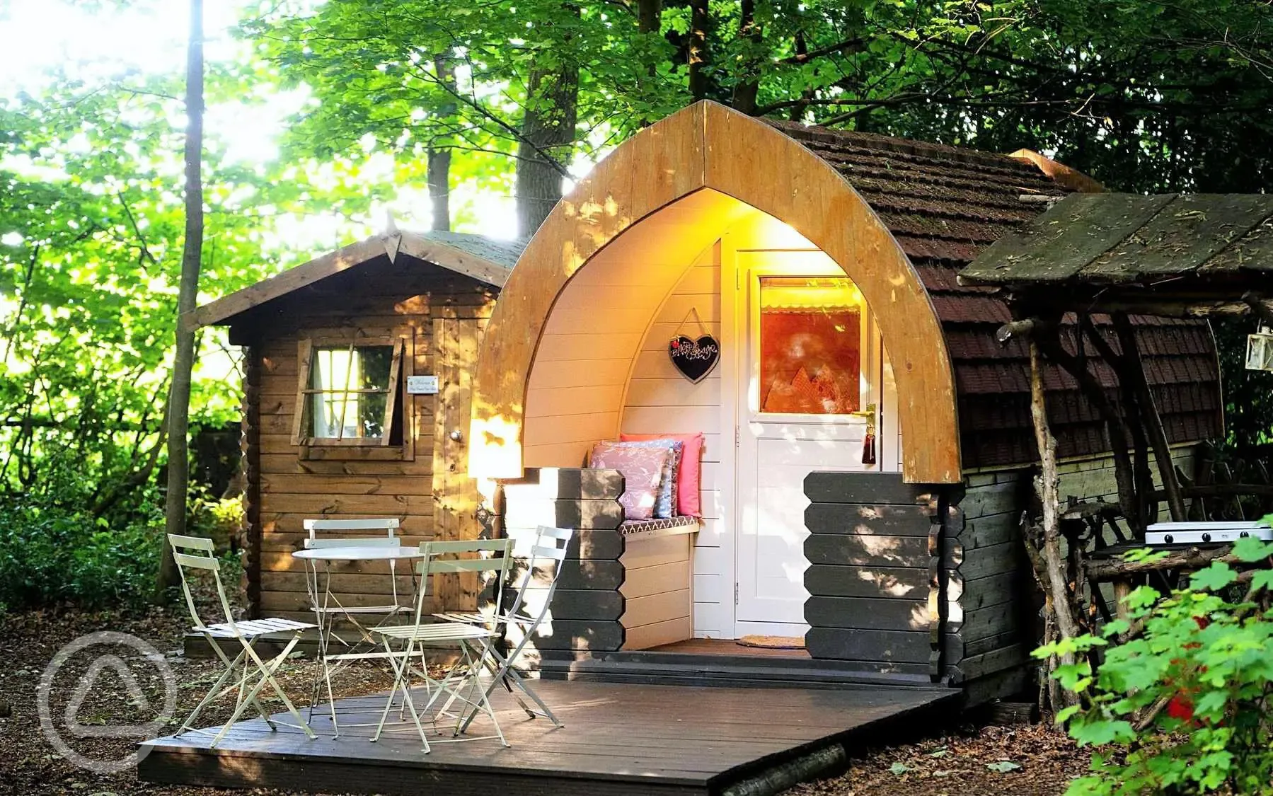 Camping pod