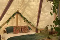 Jungle bell tent double bed