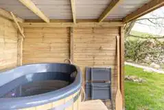 Pheasant pod hot tub