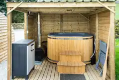 Pheasant pod hot tub