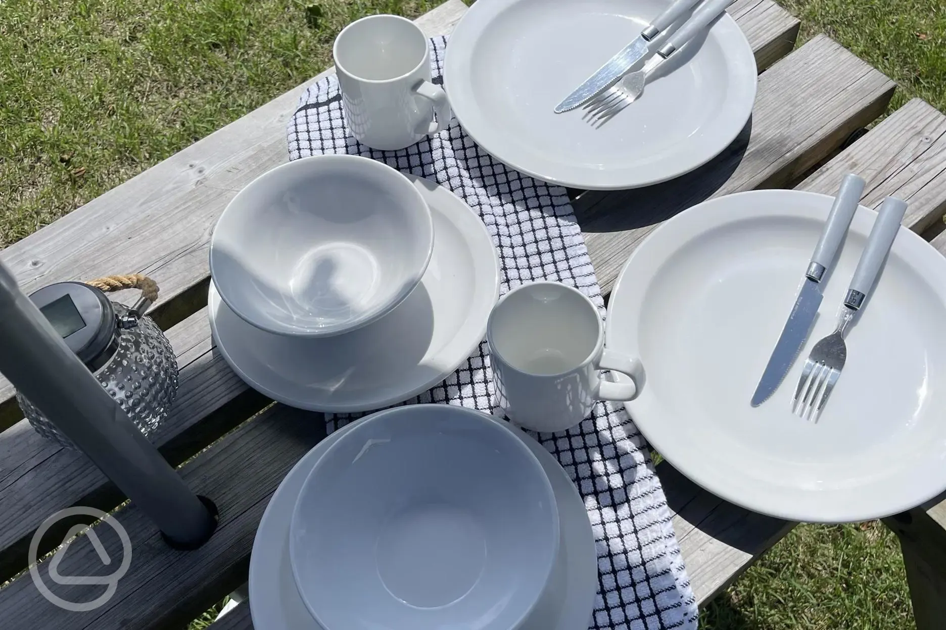Bell tent outdoor crockery 