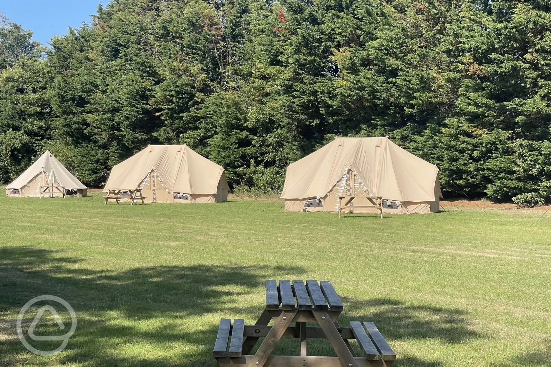 Standard bell tent and deluxe bell tent 