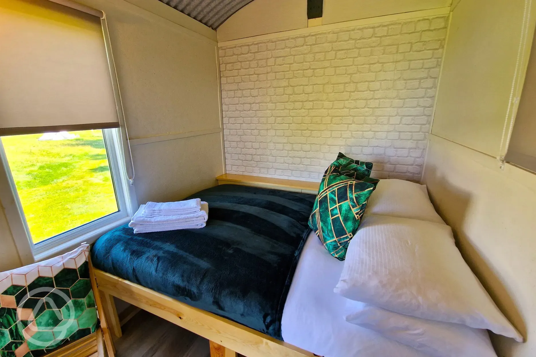 Shepherd's hut bed