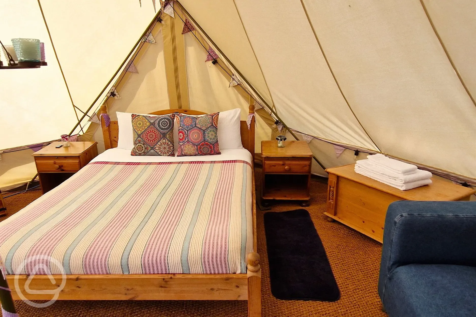 Blue bell tent double bed