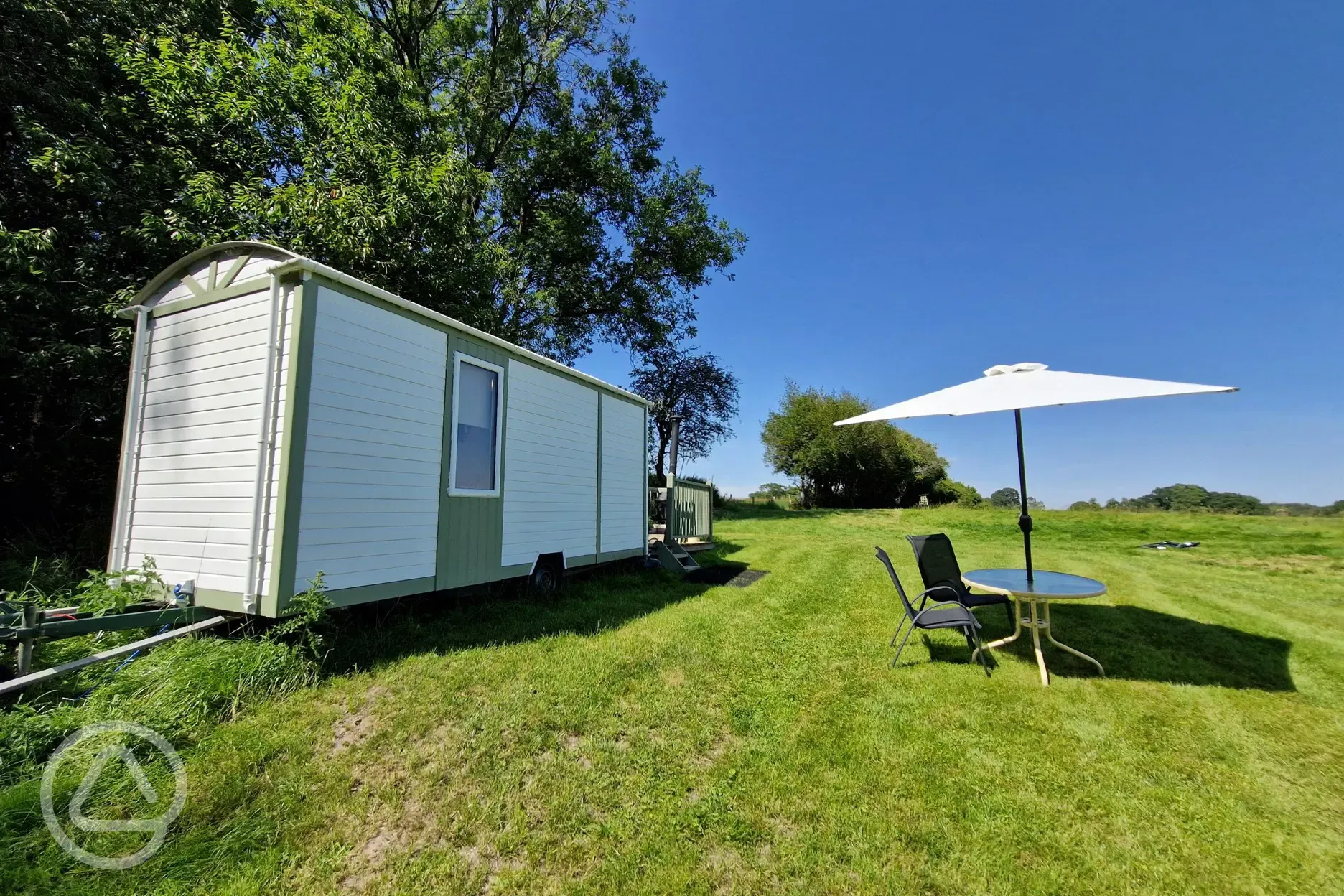 Shepherd's hut