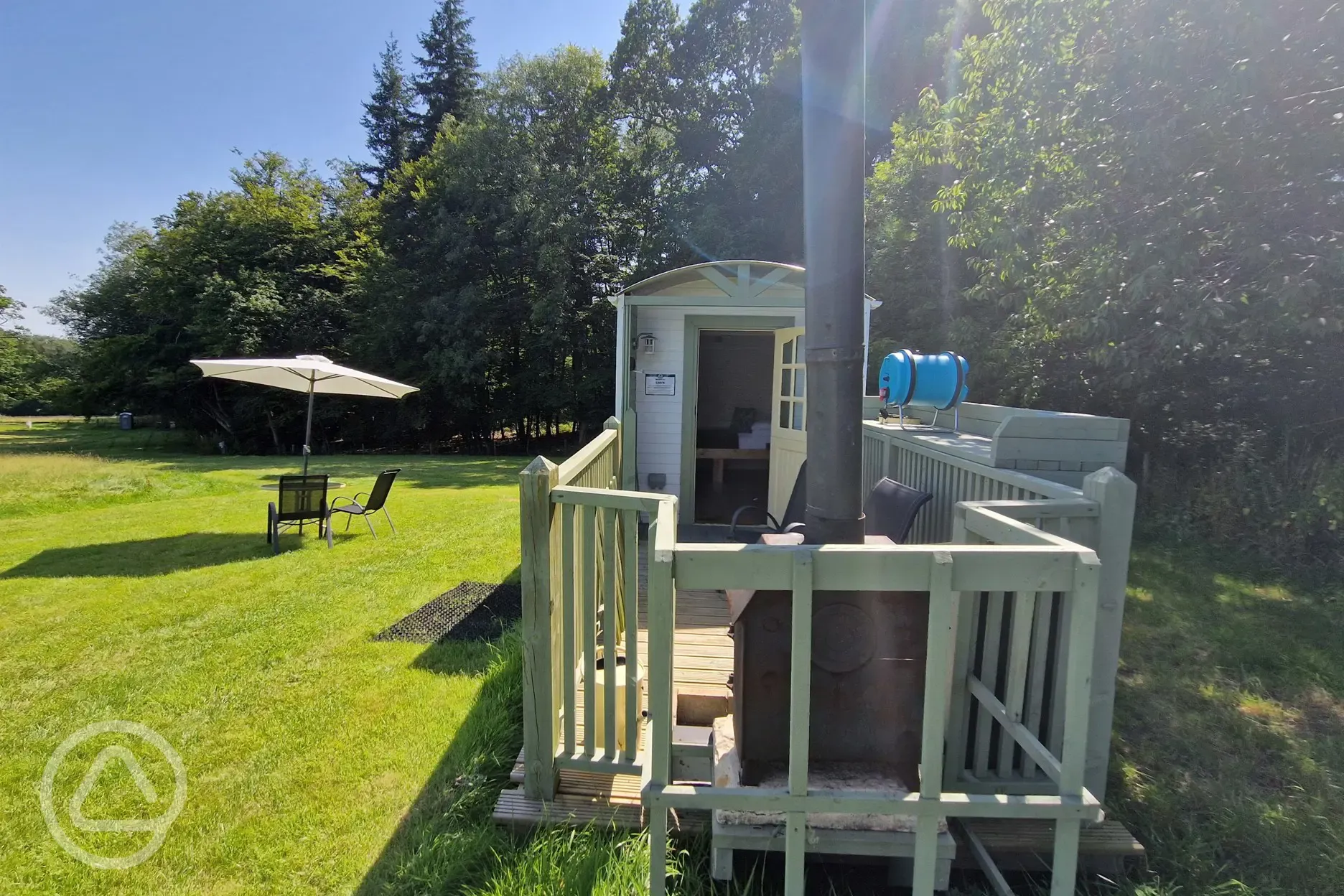 Shepherd's hut